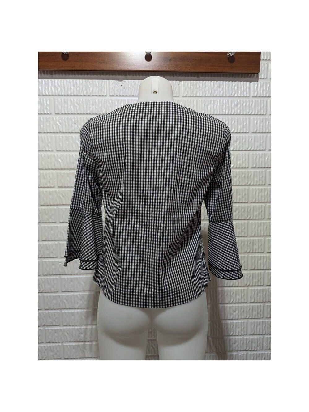 White House Black Market Women's Black & White Gingham Check Long Sleeve Shirt S - Picture 4 of 8